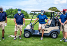 EKIPO DI GOLF DI ARUBA BANK TA CONTRIBUI NA UN BON CAUSA