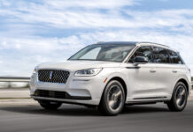LINCOLN CORSAIR GRAND TOURING ARRIVES TO BUILD ON COMMITMENT TO ELECTRIFICATION WITH SEGMENT-FIRST TECHNOLOGY