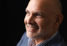 E ELEMENTONAN CLAVE DEN E DISEĂONAN DI EDGAR KOCK