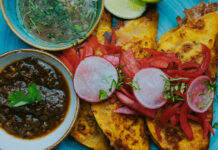 CAMPEONES CANTINA & TEQUILA BAR TA BRINDA UN EXPERENCIA UNICO Y MEMORABEL