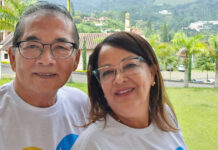 “DEN SCURIDAD NOS TA LUSA CAMINDA PA OTRO”